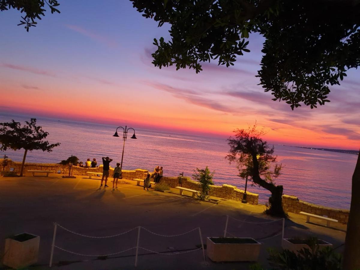 Casa Baia Tramonto Villa Patù Exteriör bild