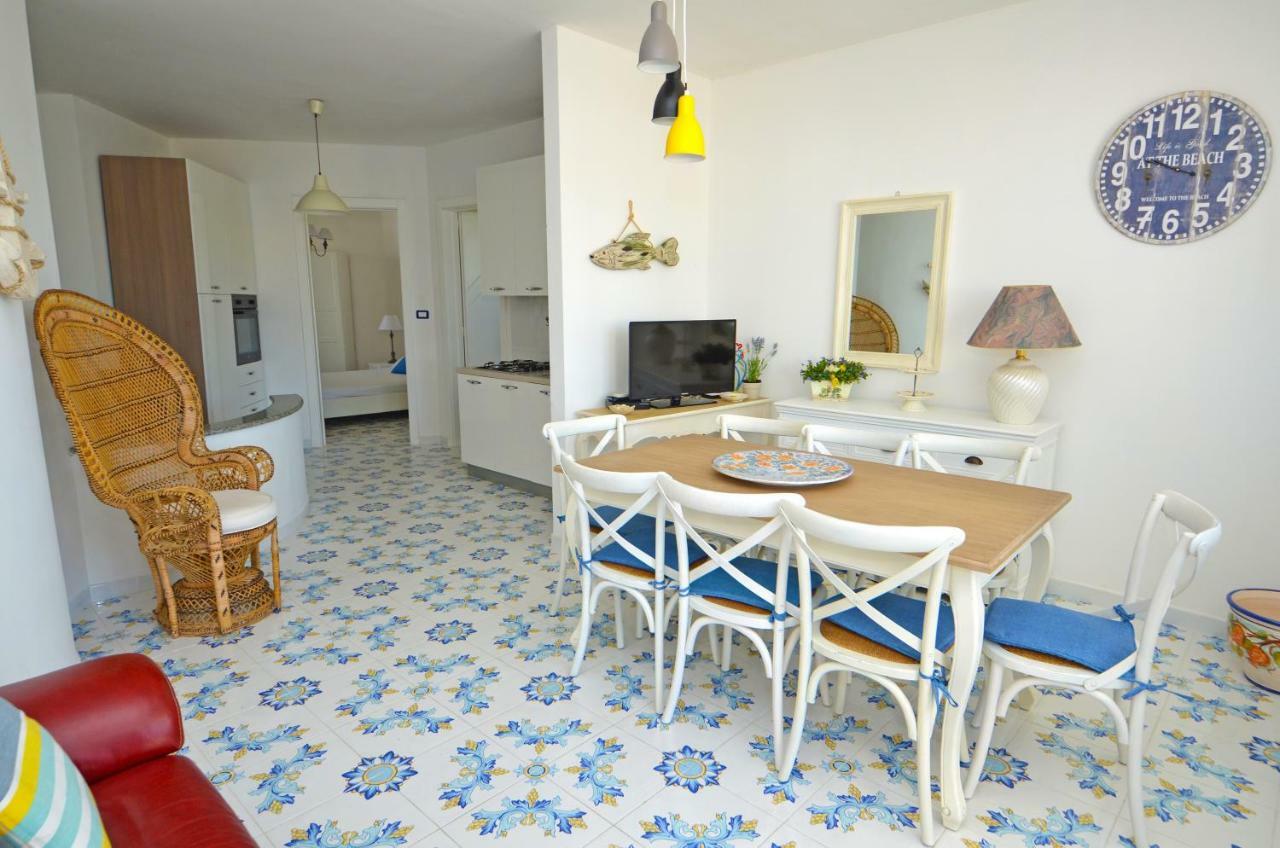 Casa Baia Tramonto Villa Patù Exteriör bild