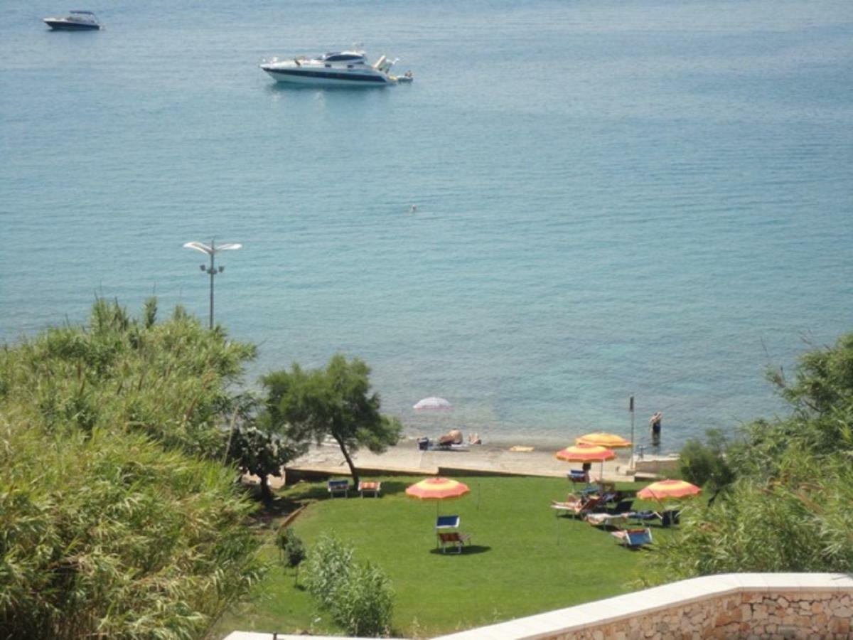 Casa Baia Tramonto Villa Patù Exteriör bild